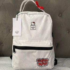 Hello Kitty HERSCHEL Supply Co.